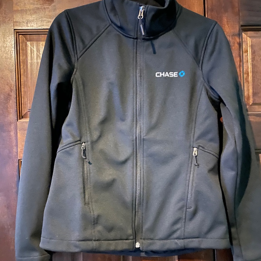 Chase employee uniform - The North Face